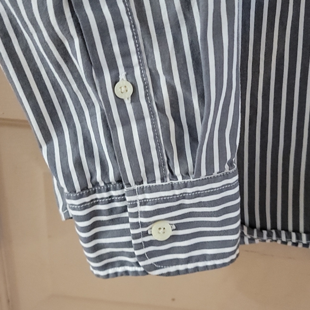 American Eagle Sz M "Vintage Fit" 100% cotton - Picture 2 of 7